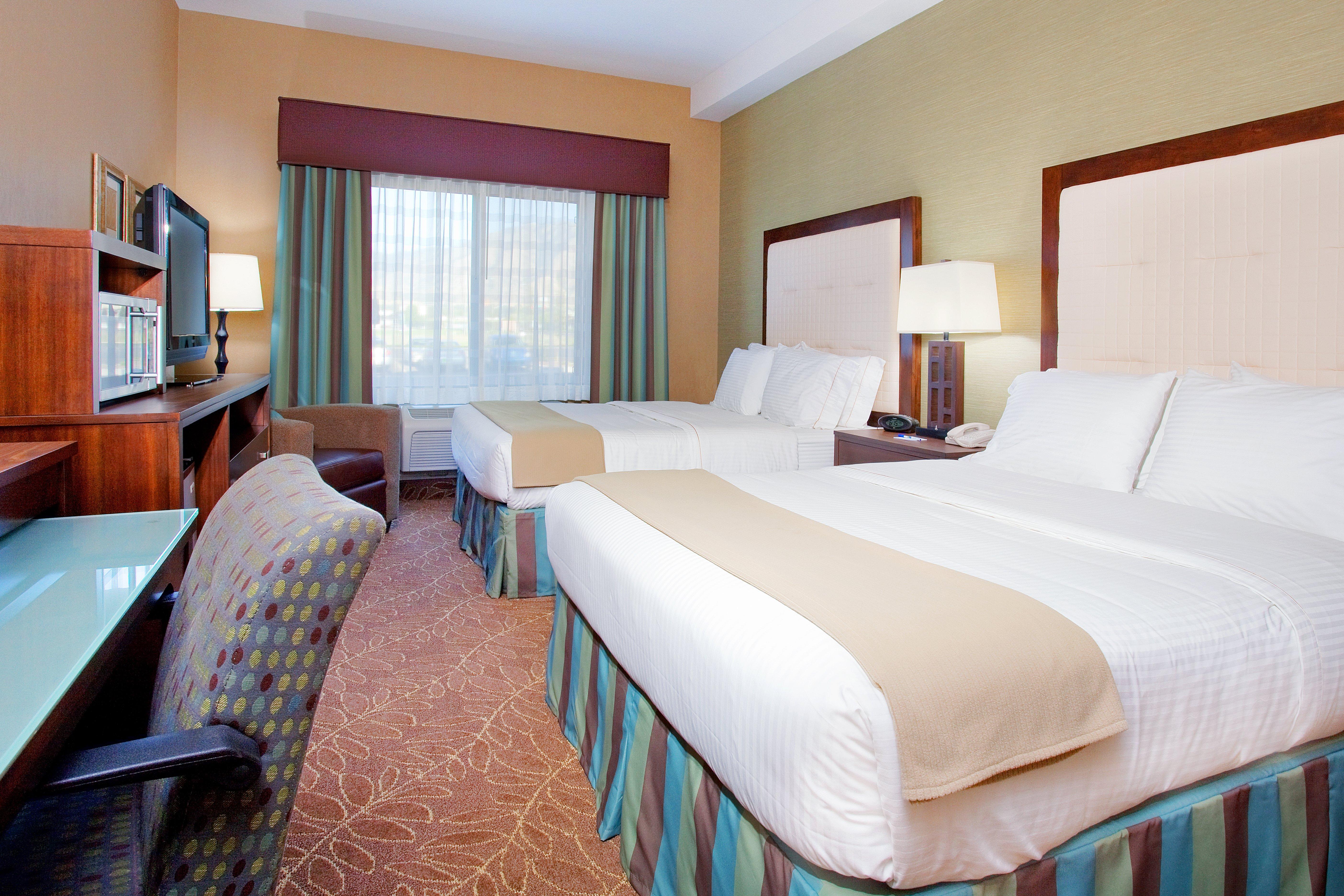 Holiday Inn Express & Suites Logan By Ihg Exteriör bild